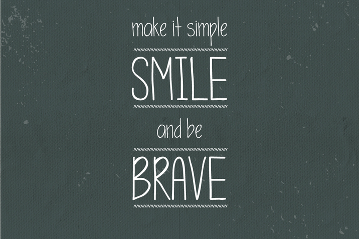 Creativemarket_Simplicity_Typeface_293270_cap02